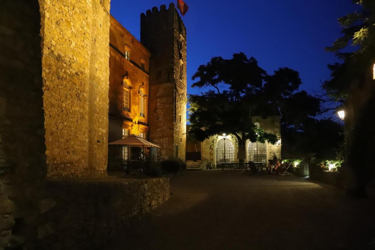 Château d'Agel chambres d'hôtes Extérieur photo