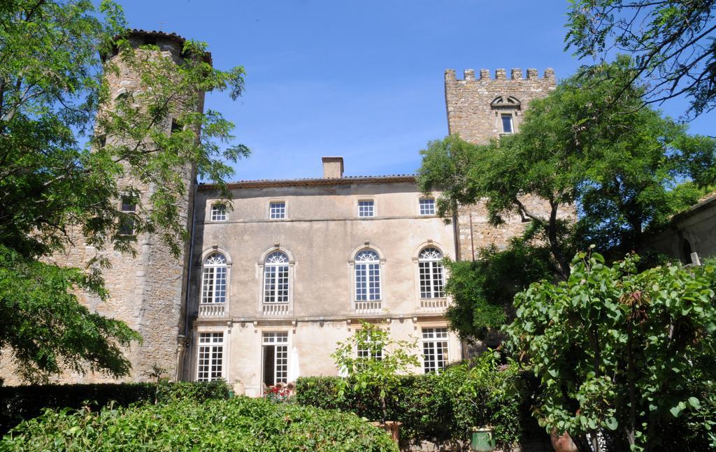 Château d'Agel chambres d'hôtes Extérieur photo