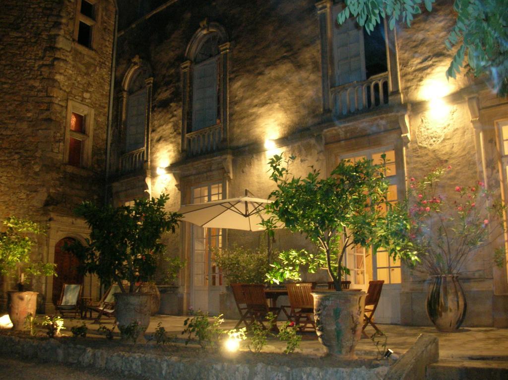 Château d'Agel chambres d'hôtes Extérieur photo