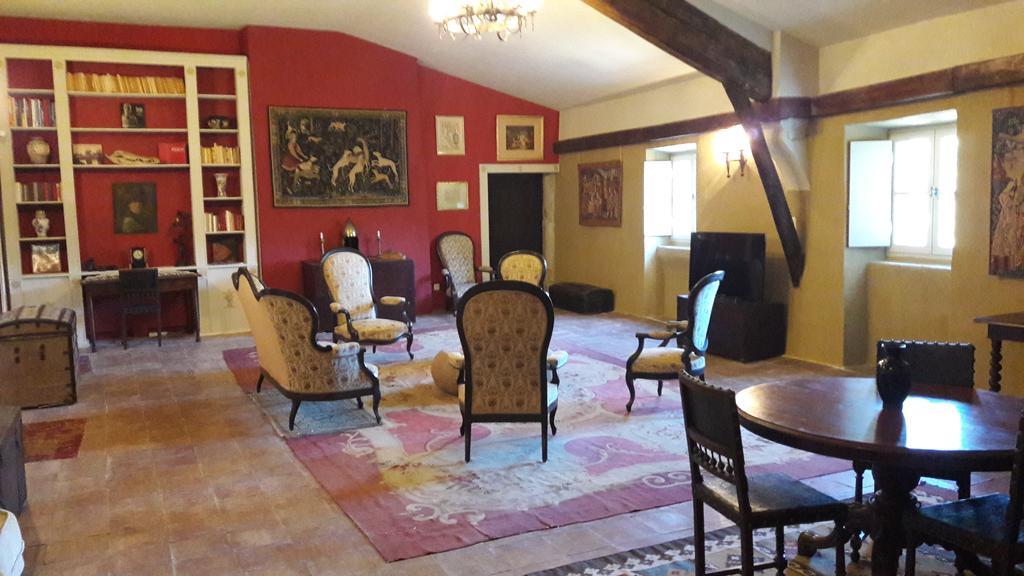 Château d'Agel chambres d'hôtes Extérieur photo