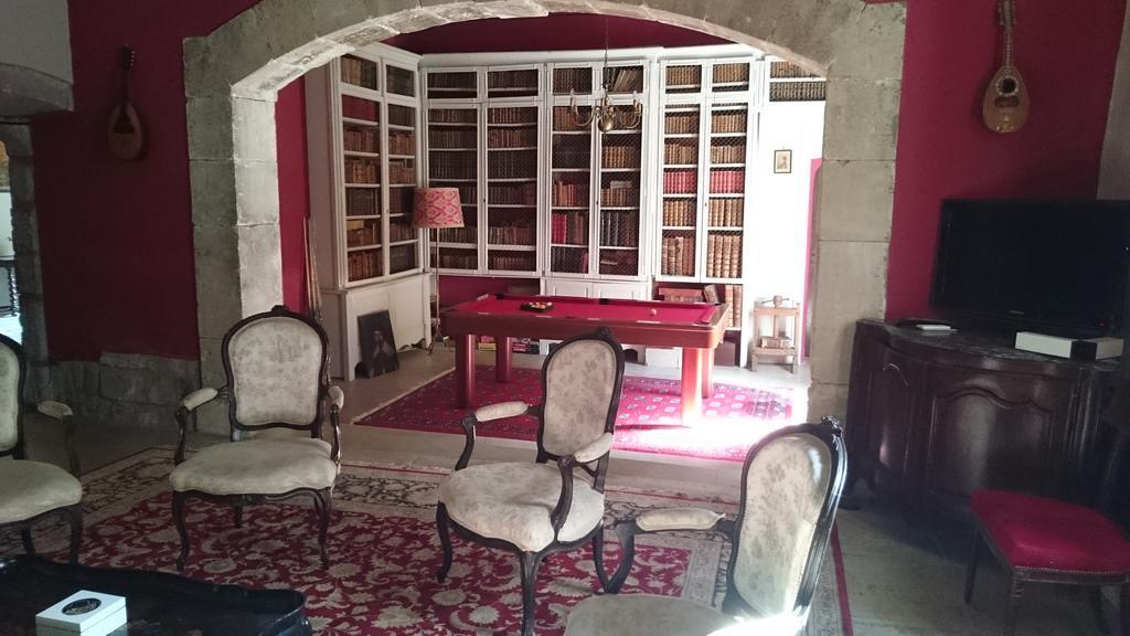 Château d'Agel chambres d'hôtes Extérieur photo