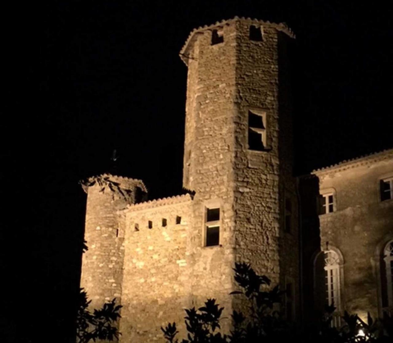 Château d'Agel chambres d'hôtes Extérieur photo