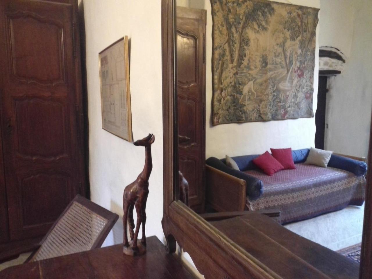 Château d'Agel chambres d'hôtes Extérieur photo